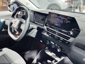 Citroën ë-C4 X 