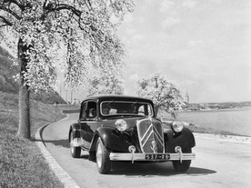 Citroen Traction Avant - 80 let