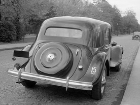 Citroen Traction Avant - 80 let