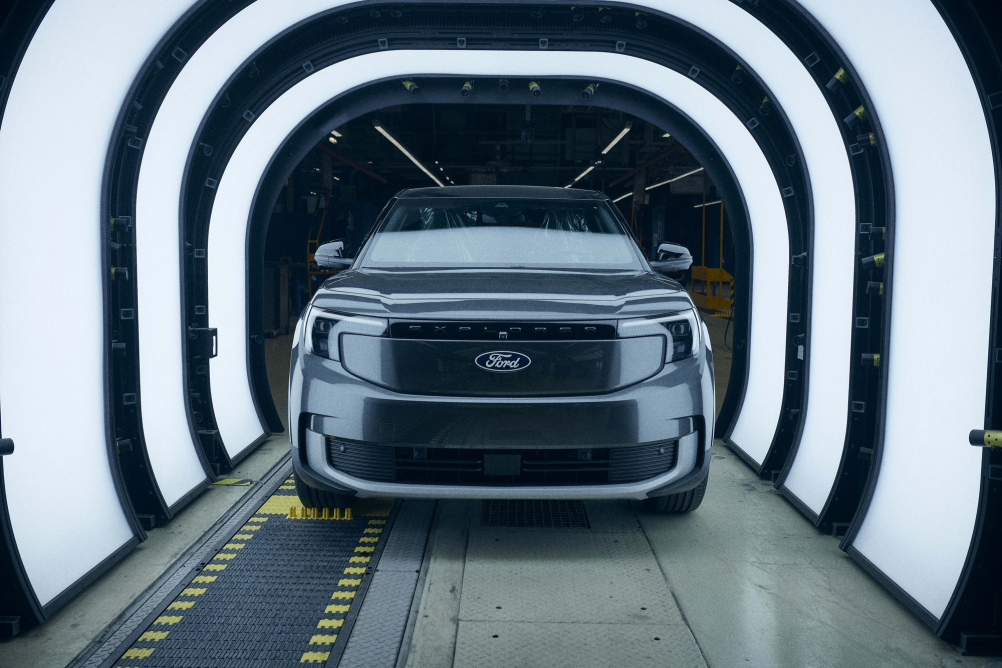 Ford a autosugesce