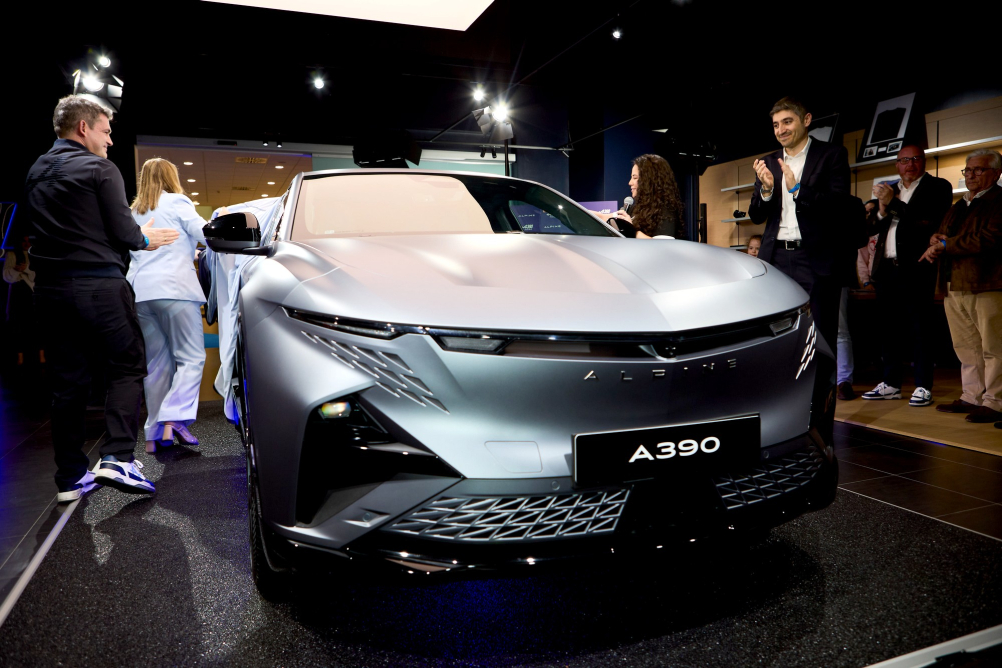 Příjem objednávek na Alpine A390 Electric