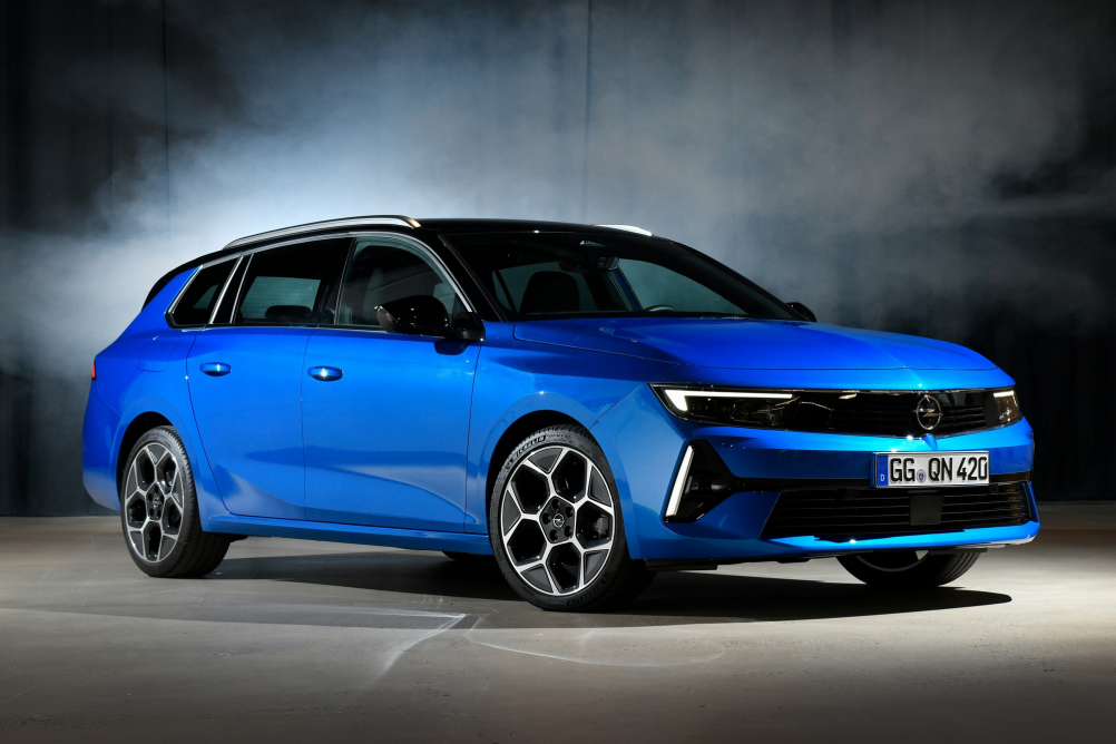 Opel Astra Sports Tourer jde do prodeje