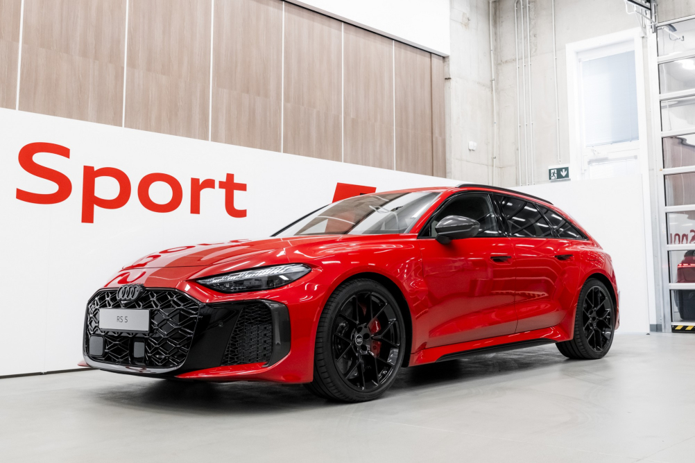 První plug-in hybrid od Audi Sport