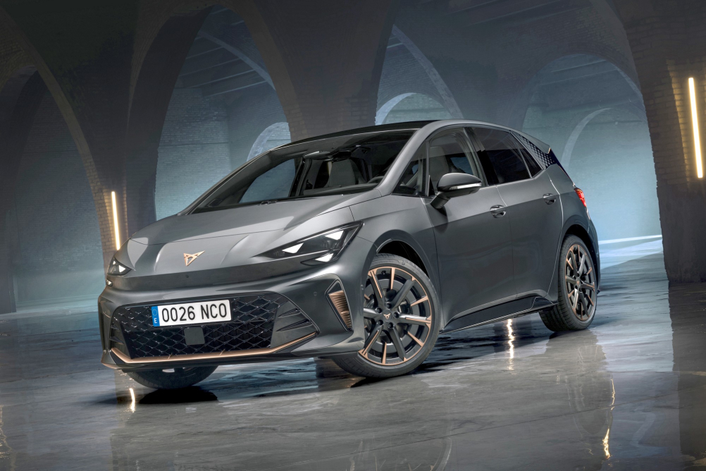 Cupra Born se v létě dočká oživení