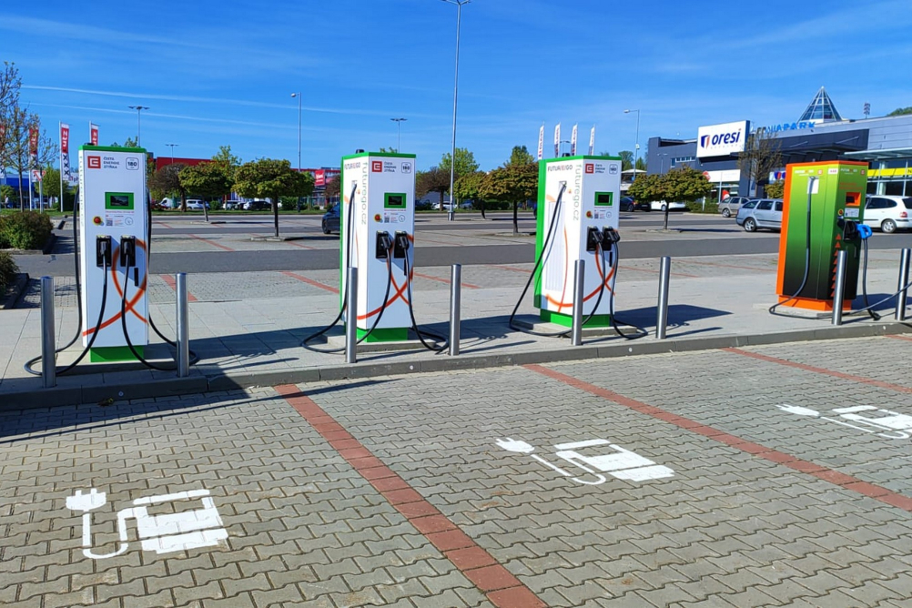 Rekordní měsíc elektromobility v ČR