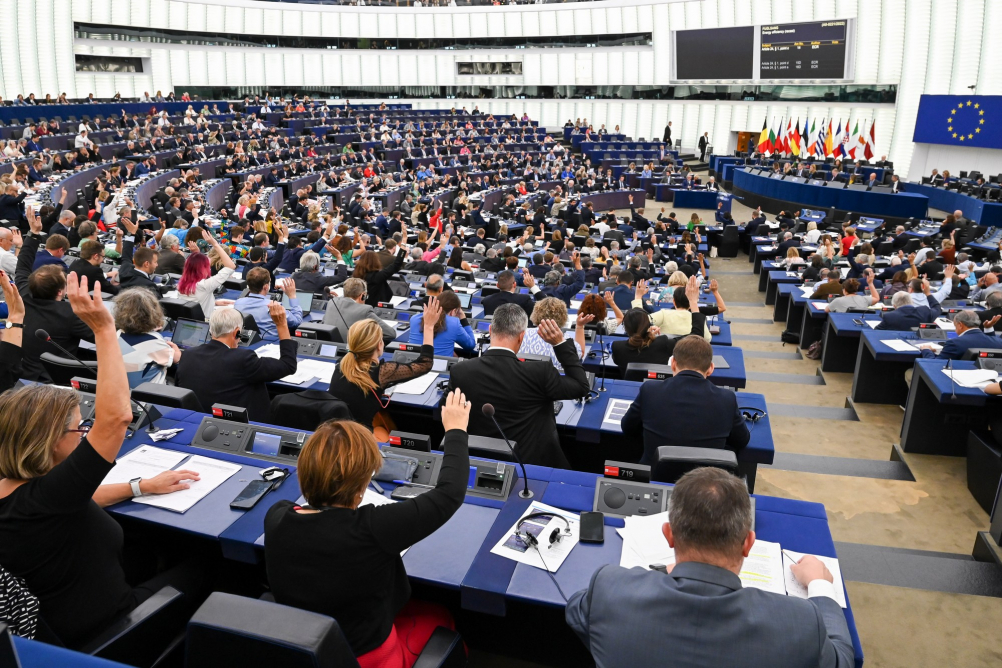Kritika Evropského parlamentu protože nezakázal biopaliva
