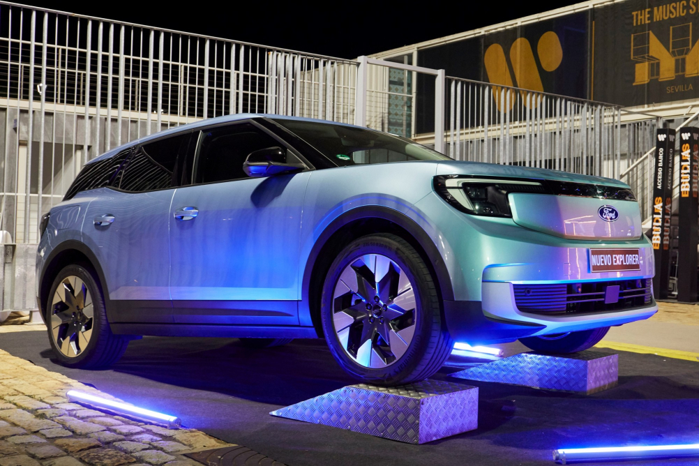 Ford přehodnocuje cíl být v roce 2030 v Evropě plně elektrický