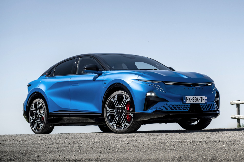 Alpine A390 GTS – fastback se sportovním duchem