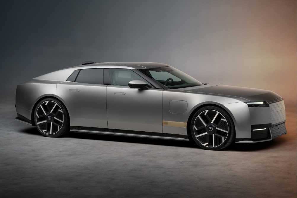 Jaguar konečně představil elektrické GT Type 01