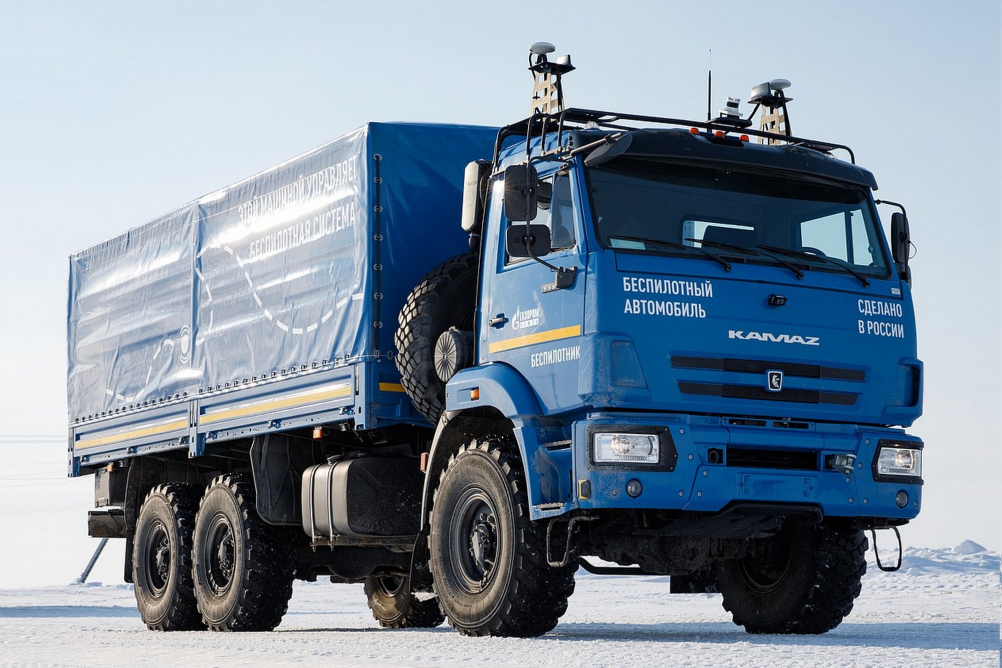 Ruské autonomní kamiony v Arktidě
