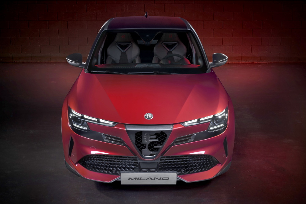 Alfa Romeo ustupuje: z Milano bude Junior