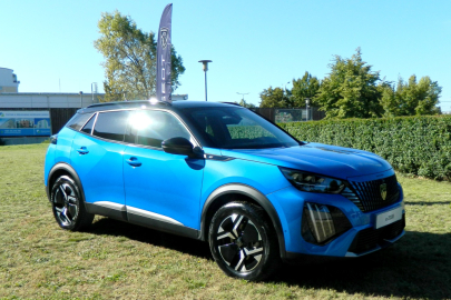 autoweek.cz - Modernizovaný Peugeot 2008 přichází do prodeje