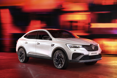 autoweek.cz - Renault Arkana s novou přídí