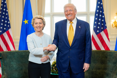 autoweek.cz - USA a EU by mohly sdílet bezpečnostní a emisní normy