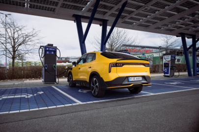 autoweek.cz - Roste prodej elektromobilů i emise CO2