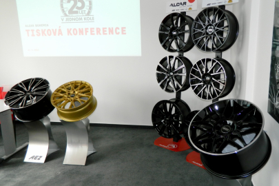 autoweek.cz - Alcar představuje novinky od značek AEZ a DOTZ