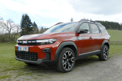 autoweek.cz - Cesta za prostorem – Dacia Bigster