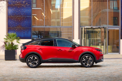 autoweek.cz - Citroën C4 Hybrid 110 k za historicky nejnižší cenu