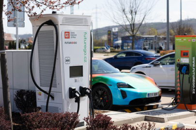 autoweek.cz - Nejvýkonnější dobíjecí stanice v ČR