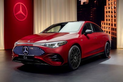 autoweek.cz - Pět novinek Mercedes-Benz ozdobí Legendy 2025