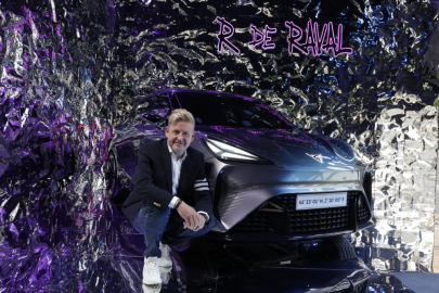 autoweek.cz - Cupra hlásí: z Rebela se stane Raval