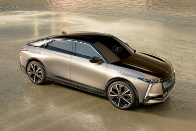 autoweek.cz - Vrcholný model DS N°8 pouze elektricky