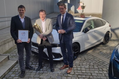 autoweek.cz - Honda Civic e:HEV získala titul Auto roku 2023 (aktualizováno)