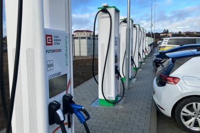 autoweek.cz - ČEZ zlevní dobíjení z ultrarychlých stojanů