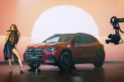 autoweek.cz - Mercedes-Benz GLA Electric se představil