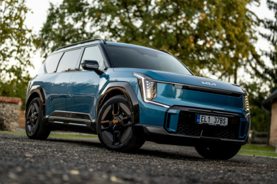 autoweek.cz - Kia EV9 nově obstojí při žádosti o státní dotace
