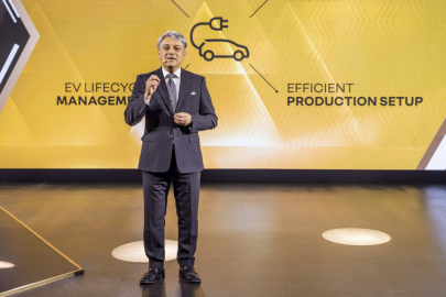 autoweek.cz - Luca de Meo se staví proti Euru 7