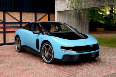 autoweek.cz - Nová cesta pro Ferrari do budoucna