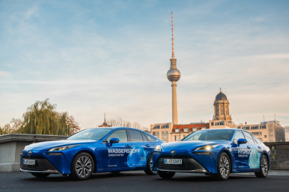autoweek.cz - Toyoty Mirai pro Uber v Berlíně