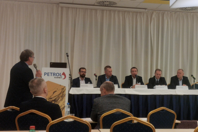 autoweek.cz - Výhled pro pohonné hmoty