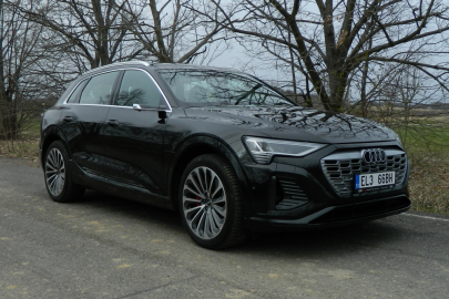 autoweek.cz - Efektivnější Audi Q8 e-tron