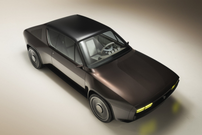 autoweek.cz - Renault 17 míří do budoucnosti