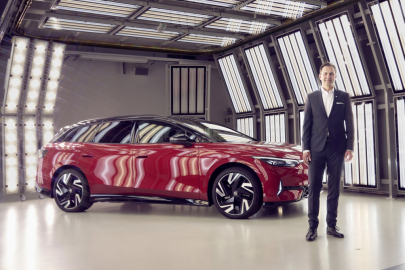 autoweek.cz - Volkswagen: Bez zavírání továren a propouštění to nepůjde