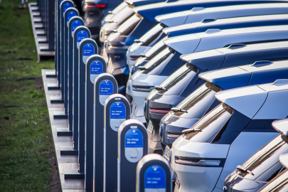 autoweek.cz - Lumíci ... zelená ideologie ... útes