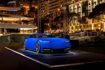 autoweek.cz - Jaguar Type 00 budí pozornost