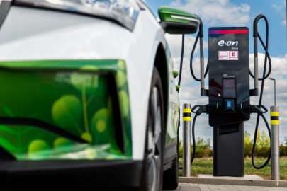 autoweek.cz - E.ON zásadně změní tarify za dobíjení elektromobilů