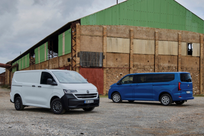 autoweek.cz - Volkswagen Transporter a Caravelle s plug-in hybridním pohonem
