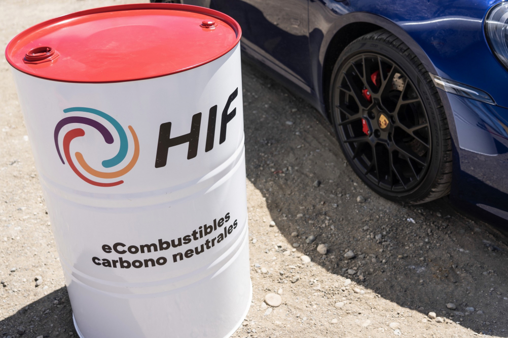 Ferrari a Porsche jsou hlavními vítězi