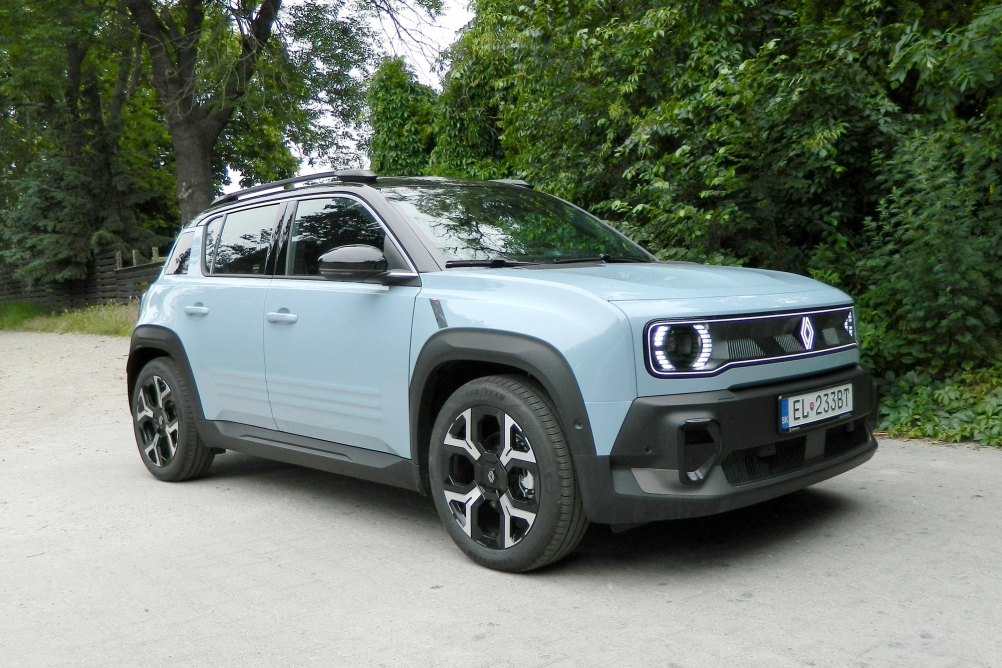 Renault 4 E-Tech elektrický sází na všestrannost