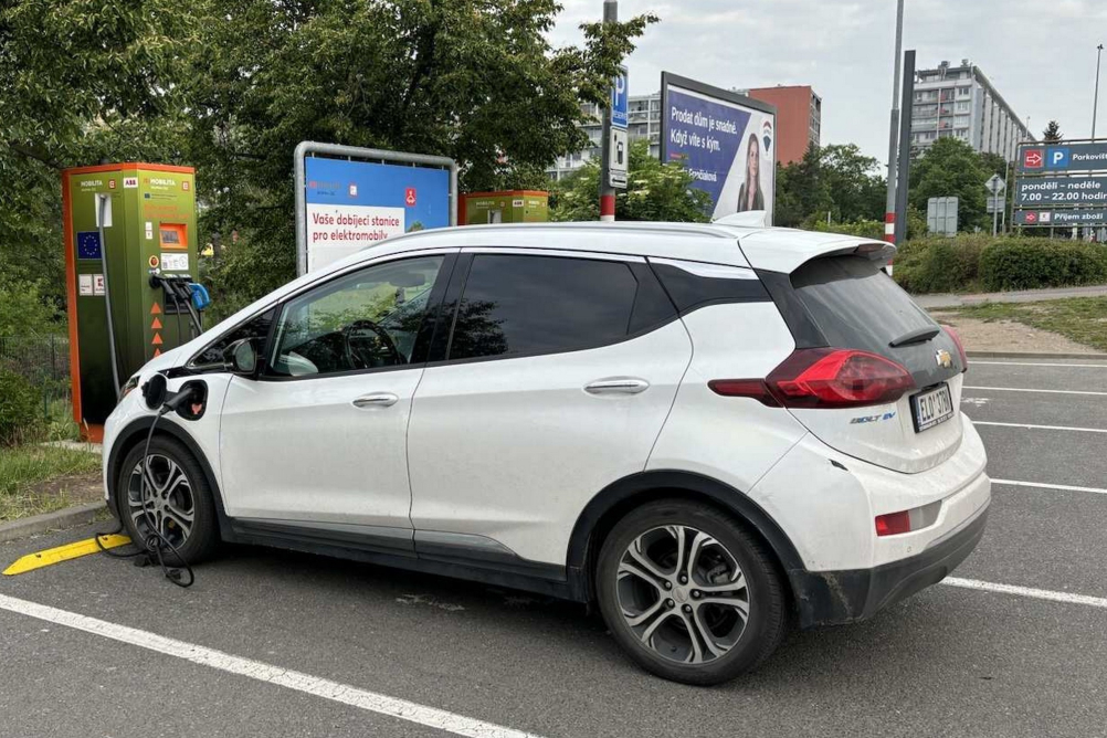 O čem se v kontextu elektromobility nemluví