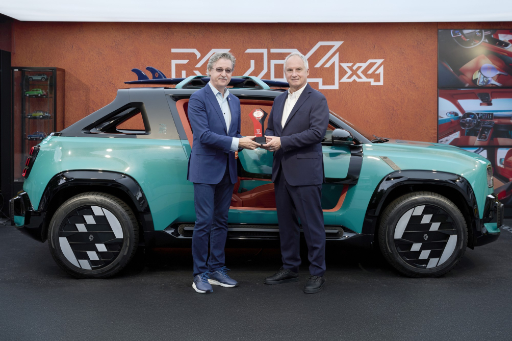 Renault oficiálně převzal ocenění Best Buy Car of Europe 2026