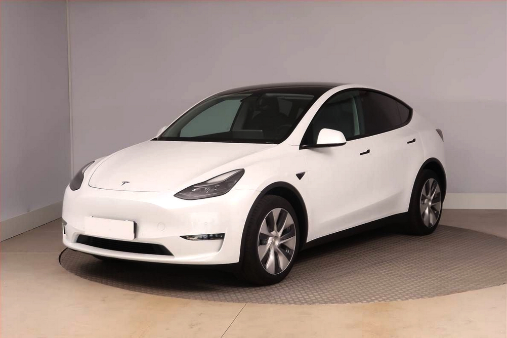Praha vede v nabídce ojetých elektromobilů