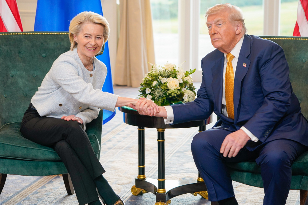 Obchodní dohoda mezi EU a USA zavede 15% clo na vývoz automobilů