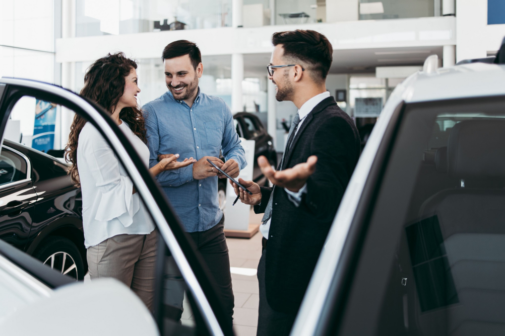 Průzkum VWFS: Češi častěji přemýšlejí o financování