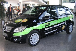 Mercedes-Benz B180 NGT z půjčovny Sixt