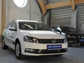 Motor Jikov vozy na CNG používá a nabízí pro ně i plnicí stanice